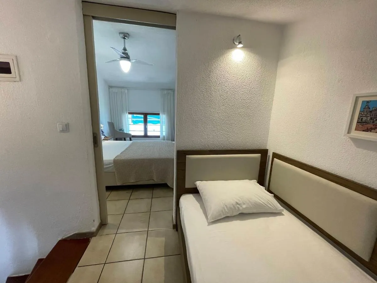 Seafront Family Apartment Calypso Skala Fourkas 0*,  Greece
